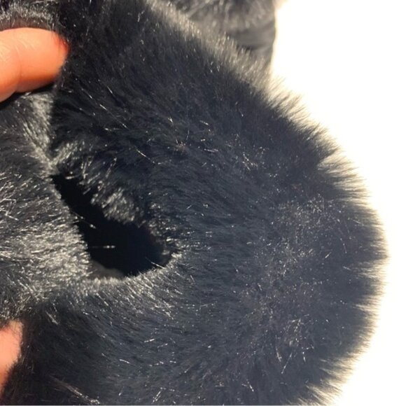 Black Quilted Puffer Winter Boots - Picture 4 of 5